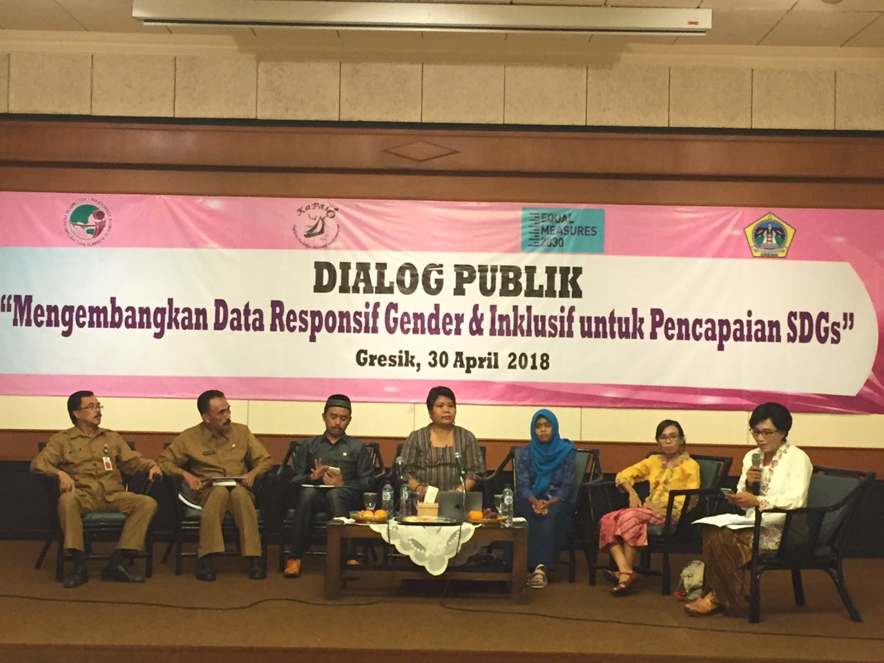 Dialog Publik  Mengembangkan Data Responsif Gender dan Inklusif untuk Pencapaian SDGs Kabupaten Gresik